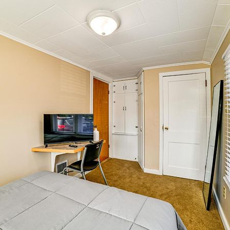 Less Than 2 Mi To Suny Cortland Unit With Private Parking Exterior foto