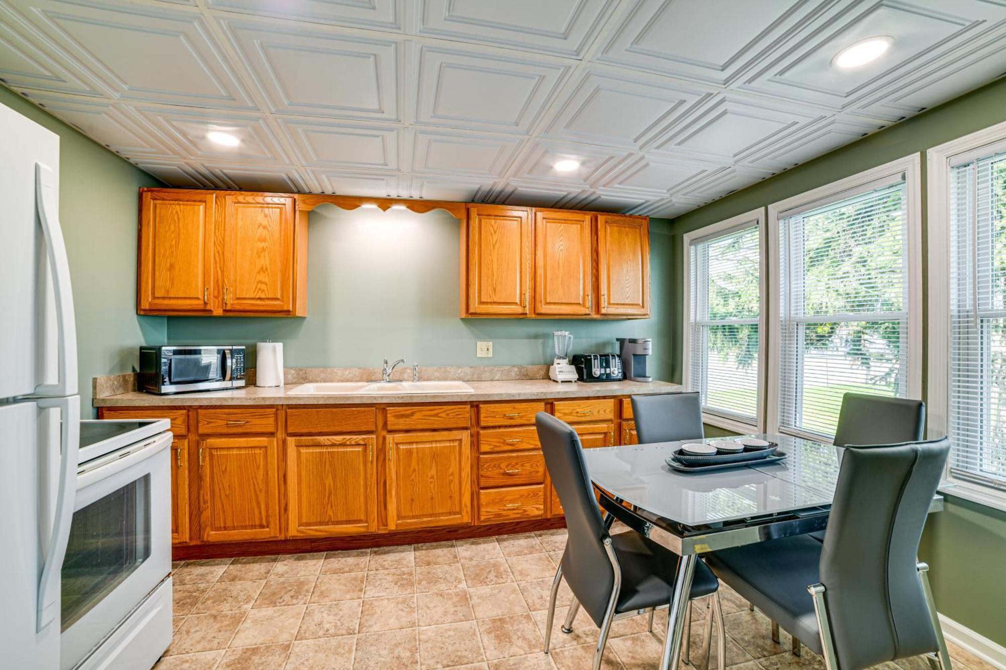 Less Than 2 Mi To Suny Cortland Unit With Private Parking Exterior foto