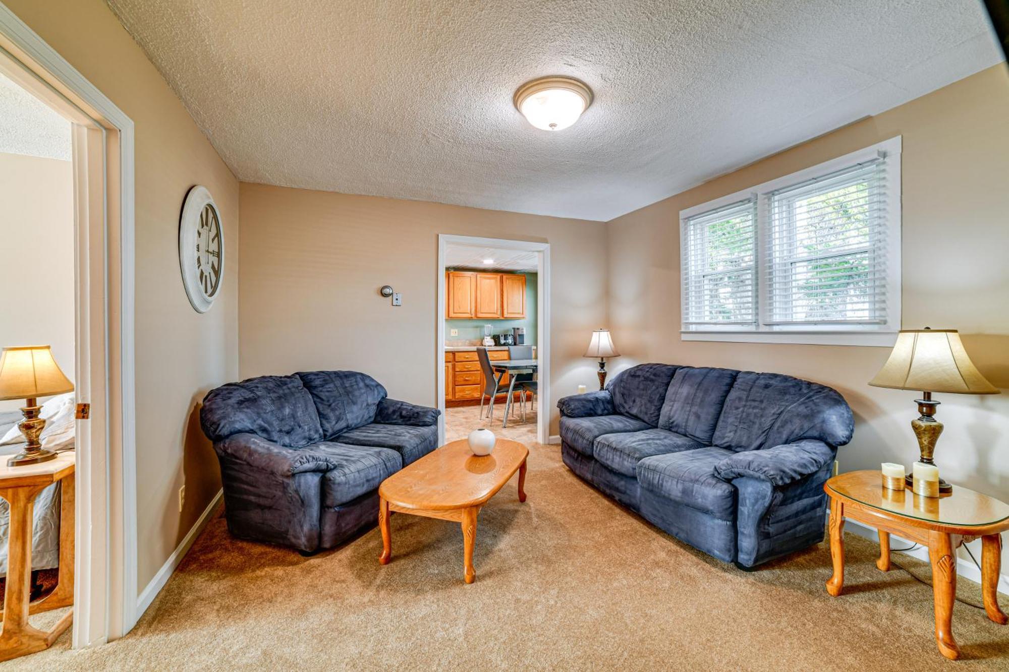 Less Than 2 Mi To Suny Cortland Unit With Private Parking Exterior foto